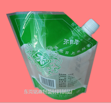 吸嘴自立袋，東莞吸嘴自立袋，東莞銘鑫包裝材料制品廠